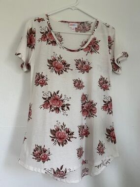 LuLaRoe Floral Classic Tee